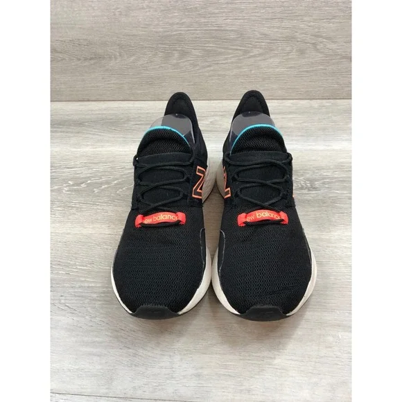 New Balance Fresh Foam Roav Women's Athletic 7.5 Sneakers Black Running Shoes - Picture 2 of 10